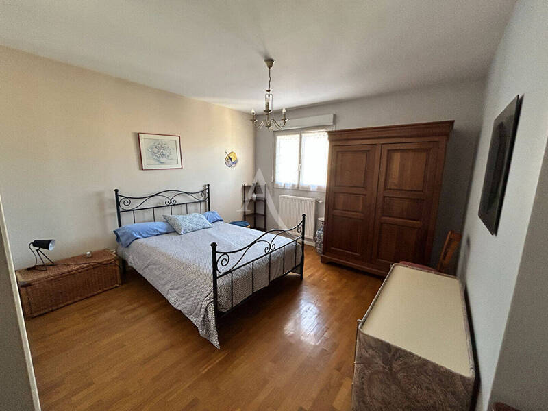 Vente appartement 5 pièces 137.01 m² à Mâcon 71000