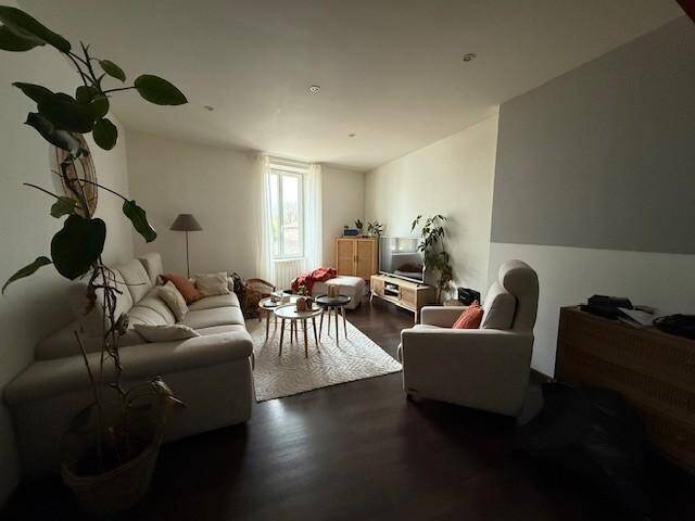 Location appartement 4 pièces 124.73 m² à Viré 71260 - 700 €