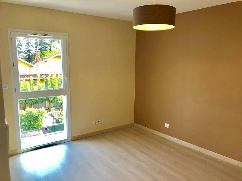 Rent apartment appartement récent 3 rooms 70.73 m² in Charnay-lès-Mâcon 71850 4 - 835 €