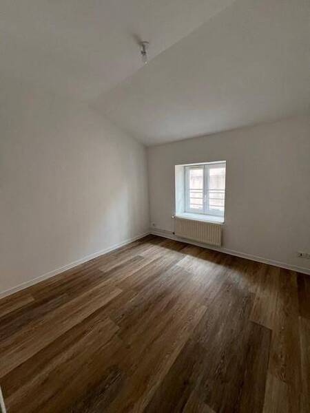 Rent apartment appartement 3 rooms 56.62 m² in Mâcon 71000 4 - 565 €