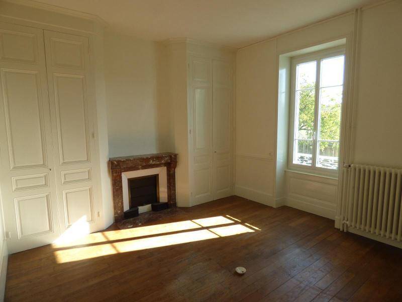 Location maison 5 pièces 129 m² à Mâcon 71000 5 - 1 050 €