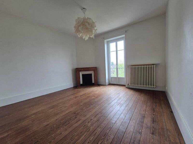 Rent house maison 5 rooms 129 m² in Mâcon 71000 5 - 1 050 €