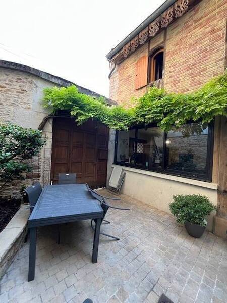 Location maison 5 pièces 150 m² à Mâcon 71000 4 - 1 400 €