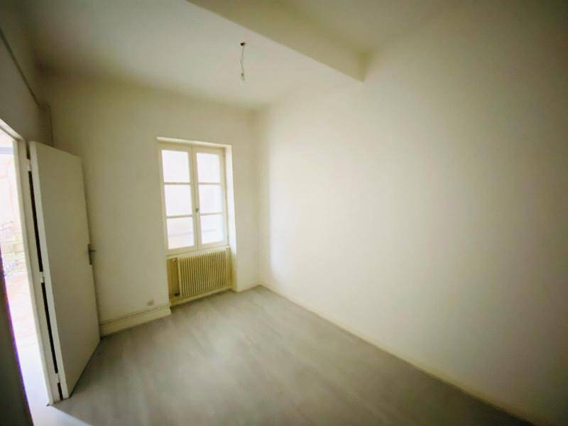 Location appartement 3 pièces 80.46 m² à Mâcon 71000 4 - 650 €