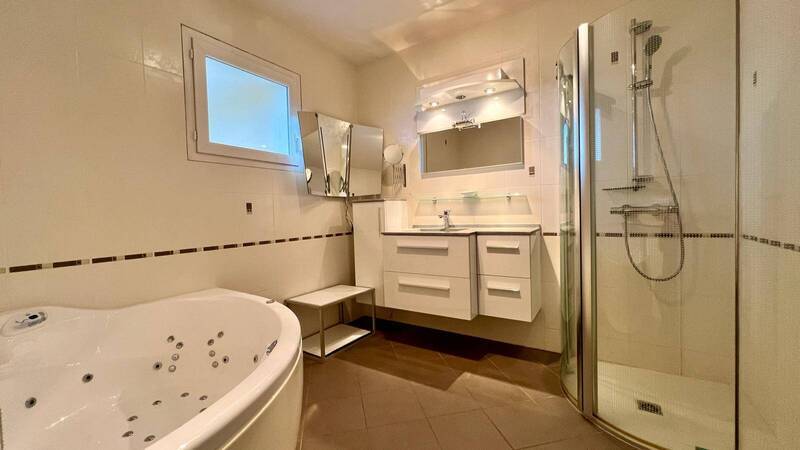 Location maison villa 4 pièces 112 m² à Hurigny 71870 5 - 1 340 €