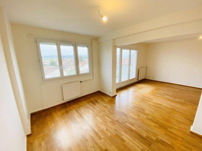 Location appartement rénové 3 pièces 85.13 m² à Charnay-lès-Mâcon 71850 5 - 796 €