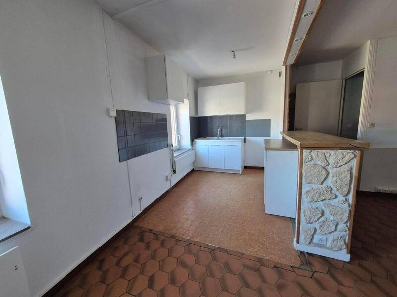 Location appartement rénové 3 pièces 69.5 m² à Mâcon 71000 4 - 630 €