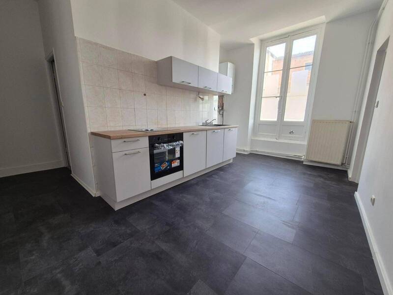 Location appartement 5 pièces 153.77 m² à Mâcon 71000 4 - 765 €