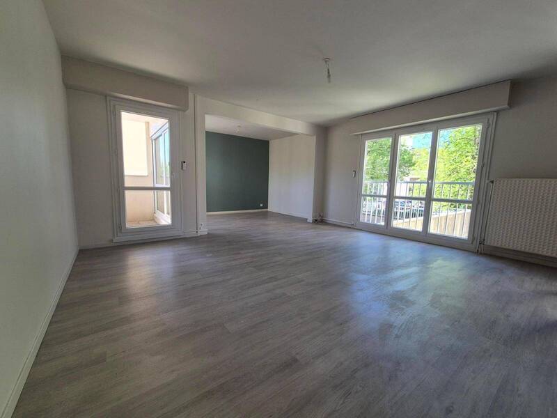 Location appartement 5 pièces 101.3 m² à Mâcon 71000 4 - 920 €
