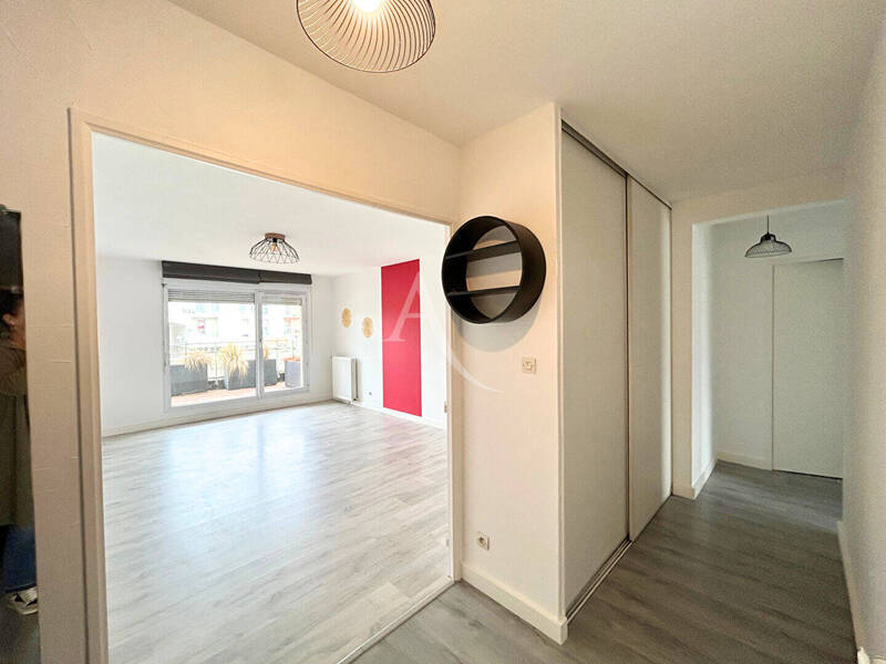 Vente appartement 4 pièces 82 m² à Charnay-lès-Mâcon 71850