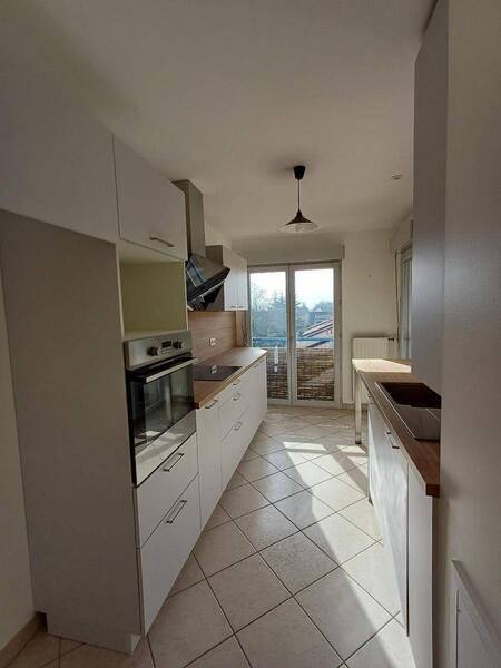 Rent apartment appartement 2 rooms 49.49 m² in Charnay-lès-Mâcon 71850 4 - 715 €