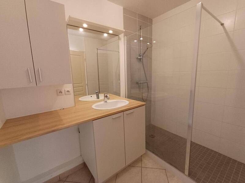 Rent apartment appartement 2 rooms 49.49 m² in Charnay-lès-Mâcon 71850 4 - 715 €