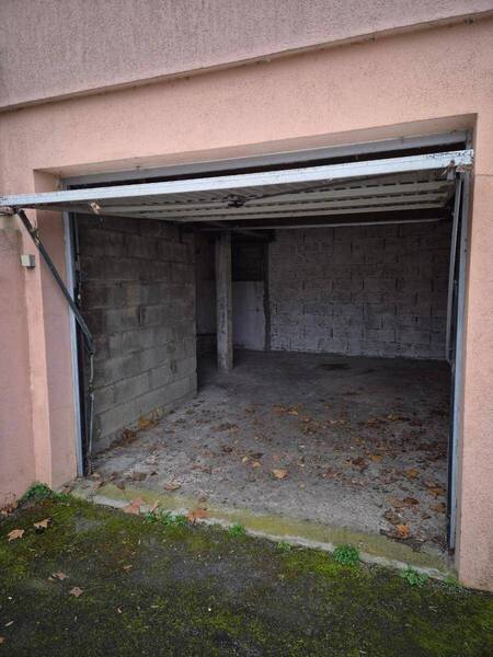 Location garage - parking parking à Mâcon 71000 - 60 €