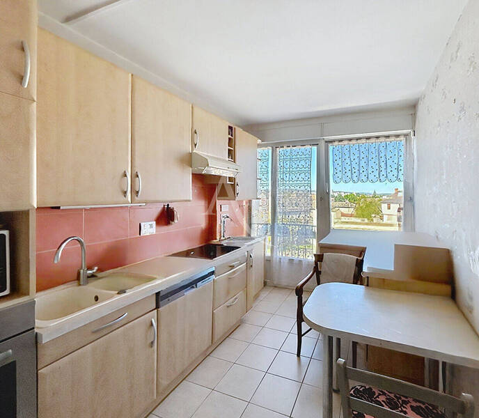 Vente appartement 4 pièces 80 m² à Mâcon 71000