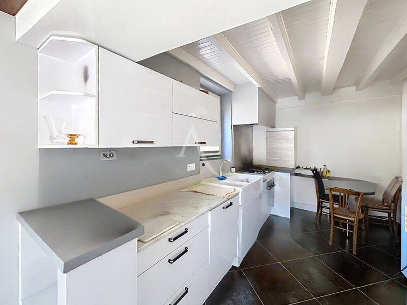 Vente maison demeure de prestige 9 pièces 200 m² à Mâcon 71000