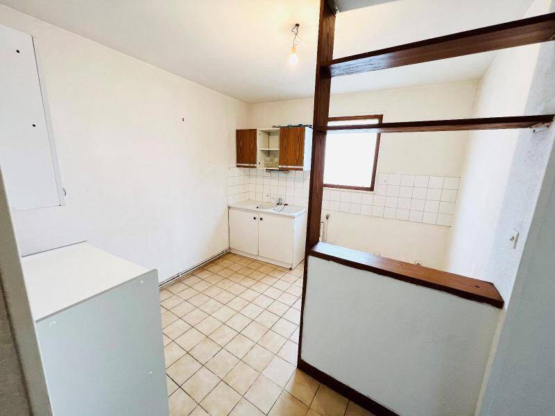 Rent apartment appartement 1 room 45.3 m² in Crêches-sur-Saône 71680 5 - 390 €