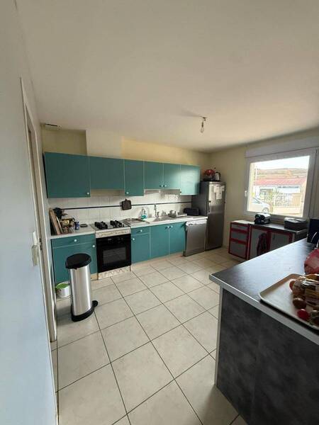 Location maison 4 pièces 97.45 m² à Azé 71260 6 - 1 000 €