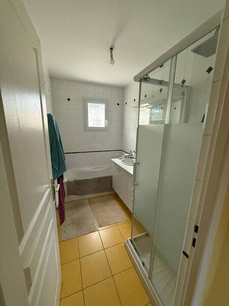 Location maison 4 pièces 97.45 m² à Azé 71260 6 - 1 000 €