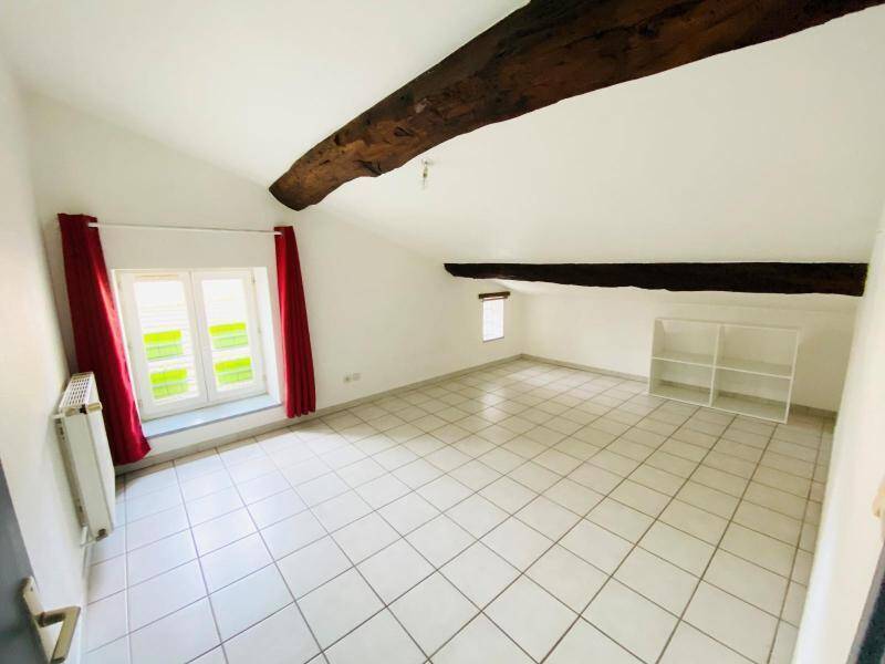 Location appartement 3 pièces 86.08 m² à Mâcon 71000 4 - 520 €