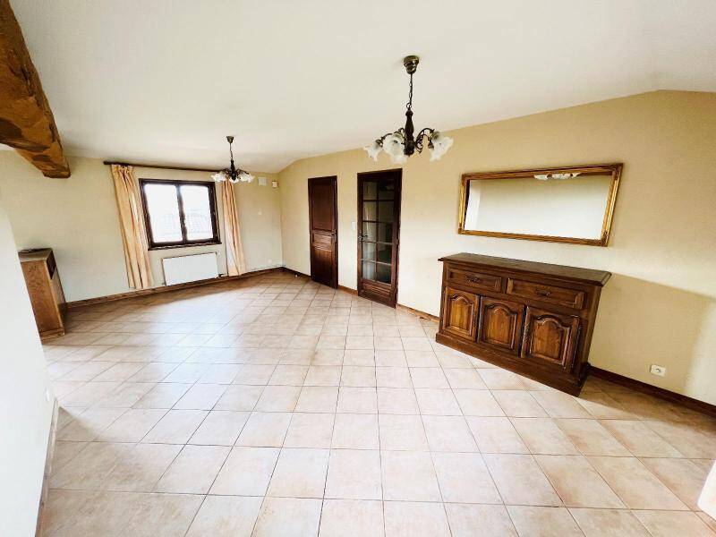 Location appartement 3 pièces 79.56 m² à Feillens 01570 5 - 750 €