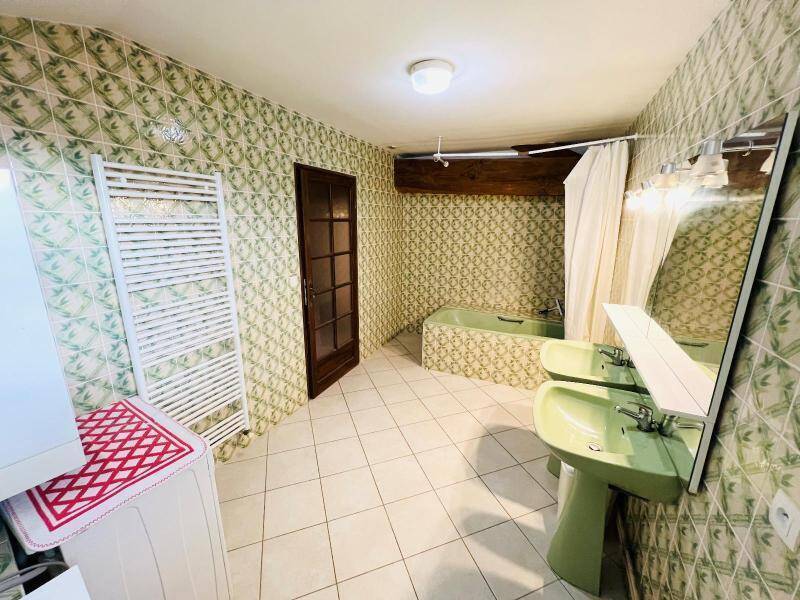 Location appartement 3 pièces 79.56 m² à Feillens 01570 5 - 750 €
