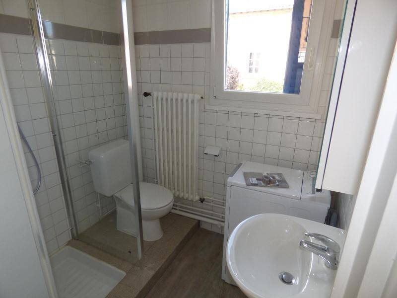 Location appartement rénové 1 pièce 17.75 m² à Charnay-lès-Mâcon 71850 5 - 410 €