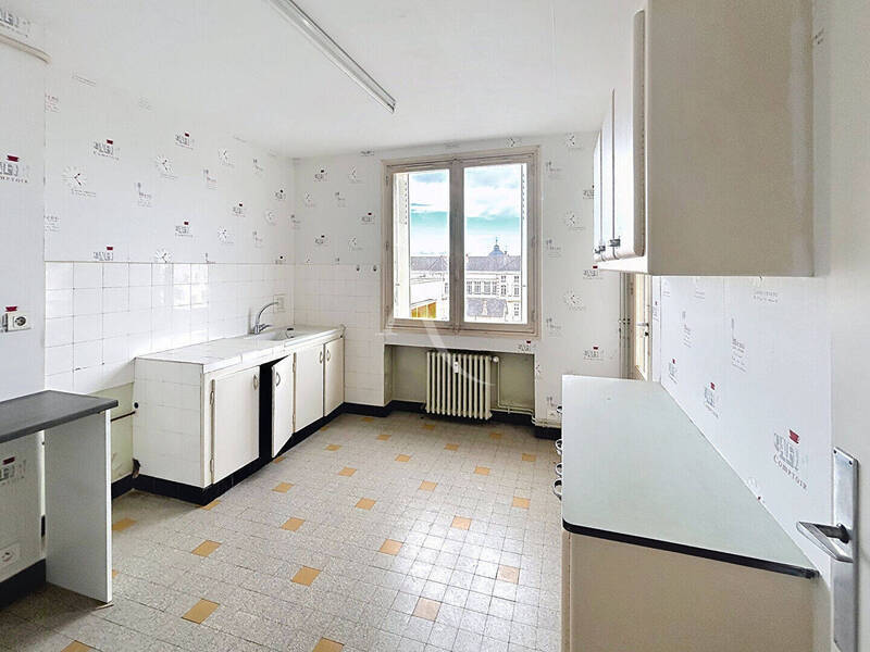 Vente appartement 2 pièces 65.7 m² à Mâcon 71000