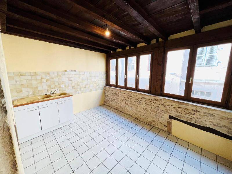 Location appartement 3 pièces 83.47 m² à Mâcon 71000 4 - 600 €