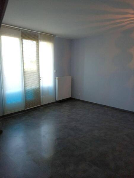 Location appartement 4 pièces 71.74 m² à Charnay-lès-Mâcon 71850 - 995 €
