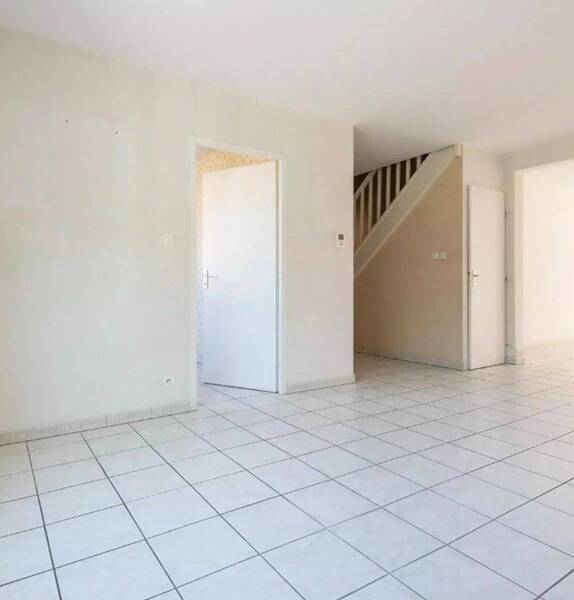 Location appartement 5 pièces 128.2 m² à Charnay-lès-Mâcon 71850 5 - 1 060 €