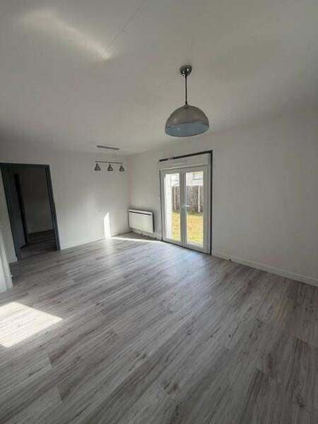 Location maison 2 pièces 45.9 m² à La Guérinière 85680 - 950 €