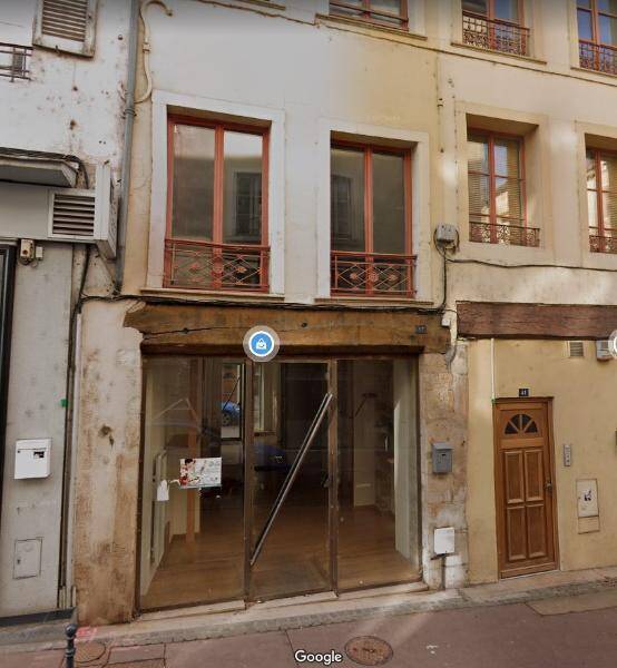 Rent professional premises boutique in Mâcon 71000 520 €