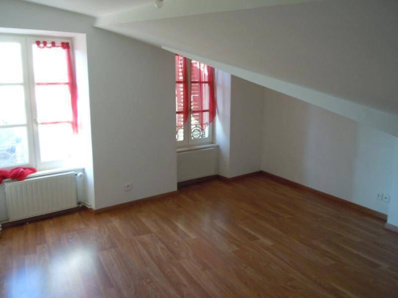 Location appartement 4 pièces 92.6 m² à Mâcon 71000 4 - 640 €