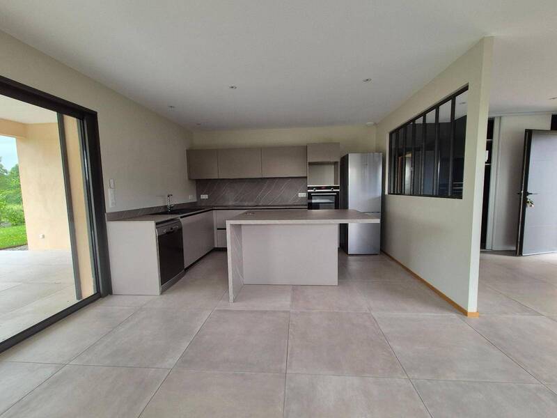 Location maison 5 pièces 139.8 m² à Saint-Maurice-de-Satonnay 71260 5 - 1 490 €