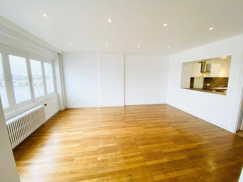 Location appartement 3 pièces 105.02 m² à Mâcon 71000 4 - 880 €