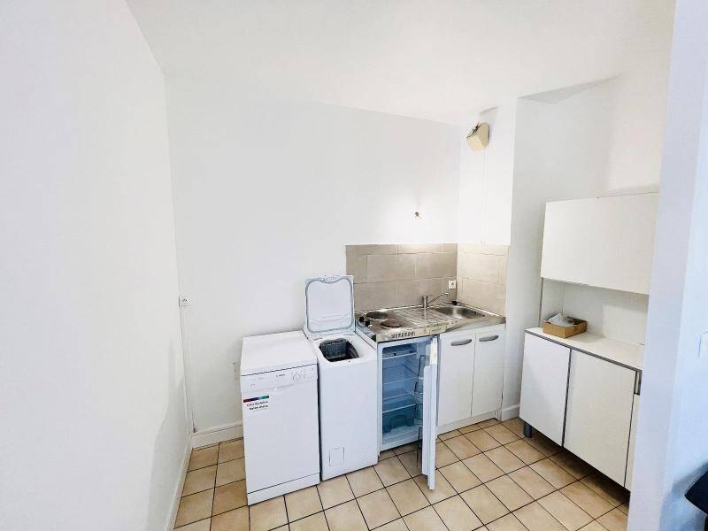 Location appartement 1 pièce 40.59 m² à Mâcon 71000 4 - 440 €