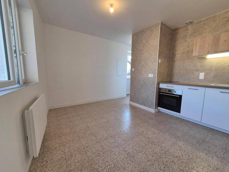 Location appartement 1 pièce 28.2 m² à Varennes-lès-Mâcon 71000 - 490 €