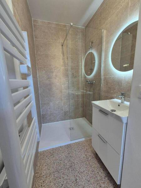 Location appartement 1 pièce 28.2 m² à Varennes-lès-Mâcon 71000 - 490 €