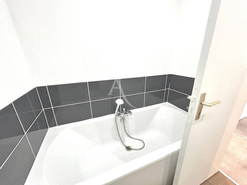 Vente appartement 3 pièces 77 m² à Mâcon 71000