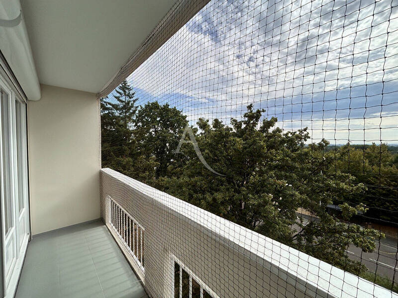 Vente appartement 5 pièces 97.92 m² à Mâcon 71000