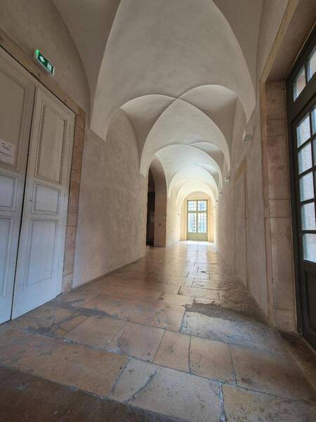 Rent apartment appartement 2 rooms 42.73 m² in Mâcon 71000 4 - 650 €