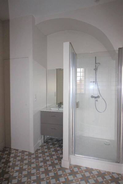 Rent apartment appartement 2 rooms 42.73 m² in Mâcon 71000 4 - 650 €