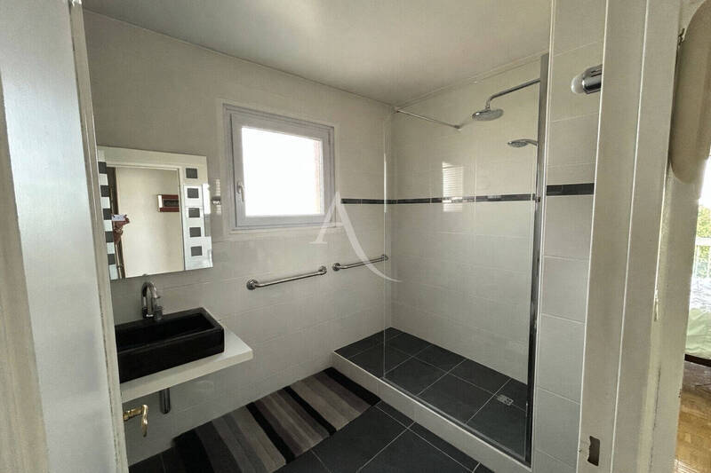Vente appartement 5 pièces 125 m² à Mâcon 71000