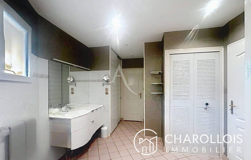 Vente maison 5 pièces 140 m² à Charnay-lès-Mâcon 71850