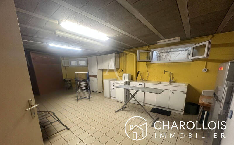 Vente maison 5 pièces 140 m² à Charnay-lès-Mâcon 71850