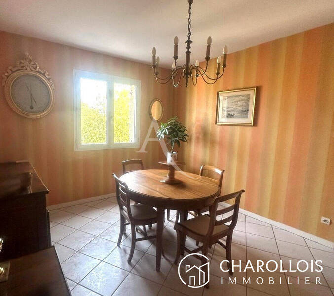 Vente maison 5 pièces 140 m² à Charnay-lès-Mâcon 71850