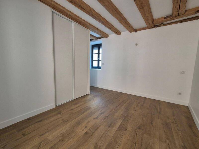 Location appartement récent 3 pièces 61.73 m² à Mâcon 71000 4 - 670 €