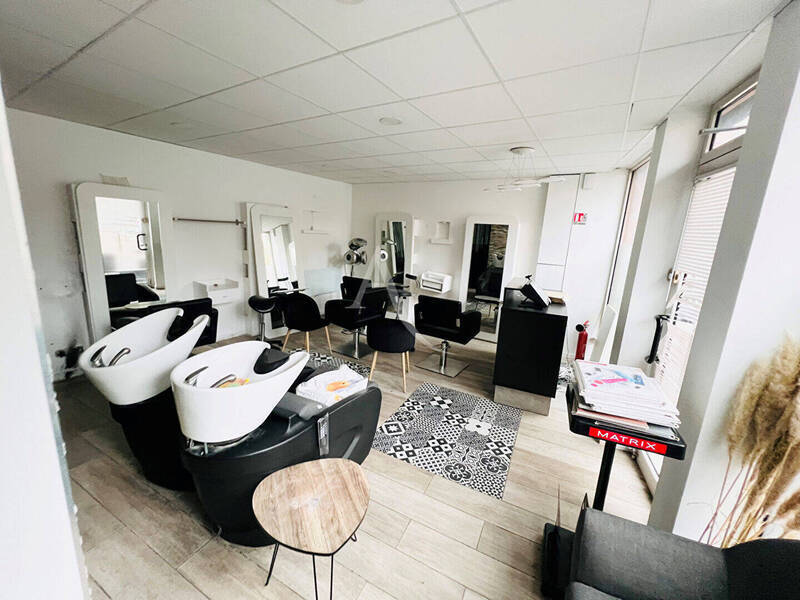 Vente local commercial à Mâcon 71000 76 000 €