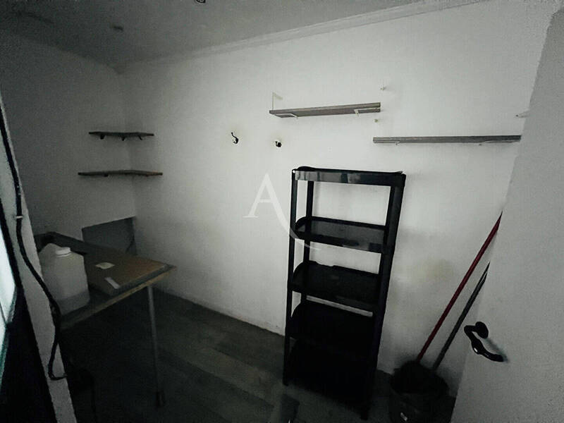 Vente local commercial à Mâcon 71000 76 000 €