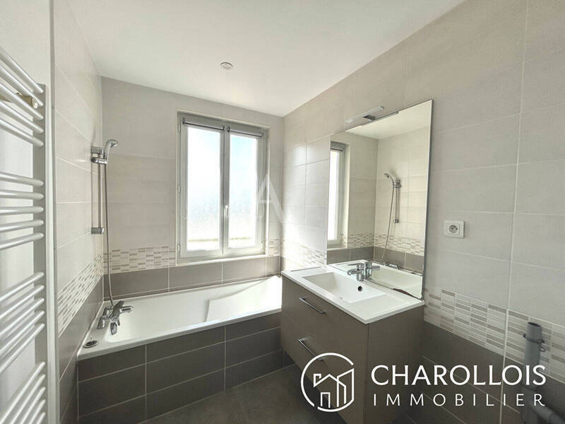 Vente appartement 3 pièces 71 m² à Charnay-lès-Mâcon 71850